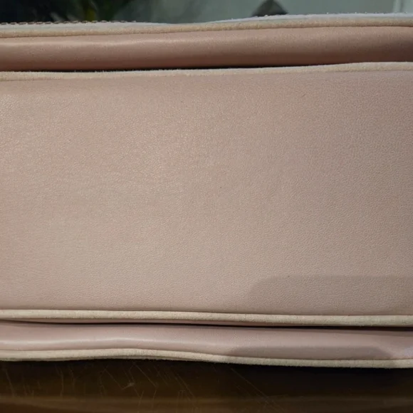 Karl Lagerfeld Bag - Picture 3 of 6